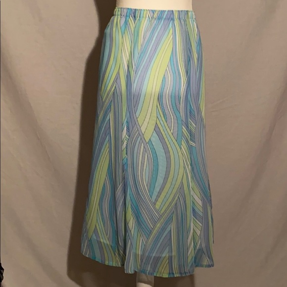SOUTHERN LADY plus size skirt - Picture 2 of 8